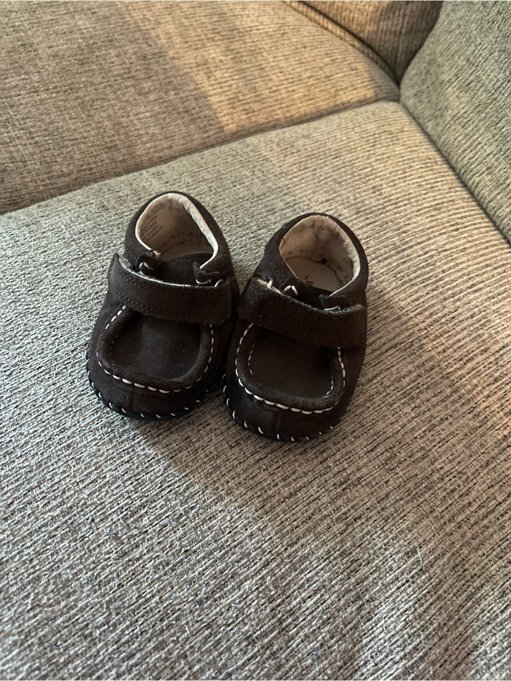 pediped Dark Brown Suede Hook-and-Loop Moccasin Shoes size 6-12 months